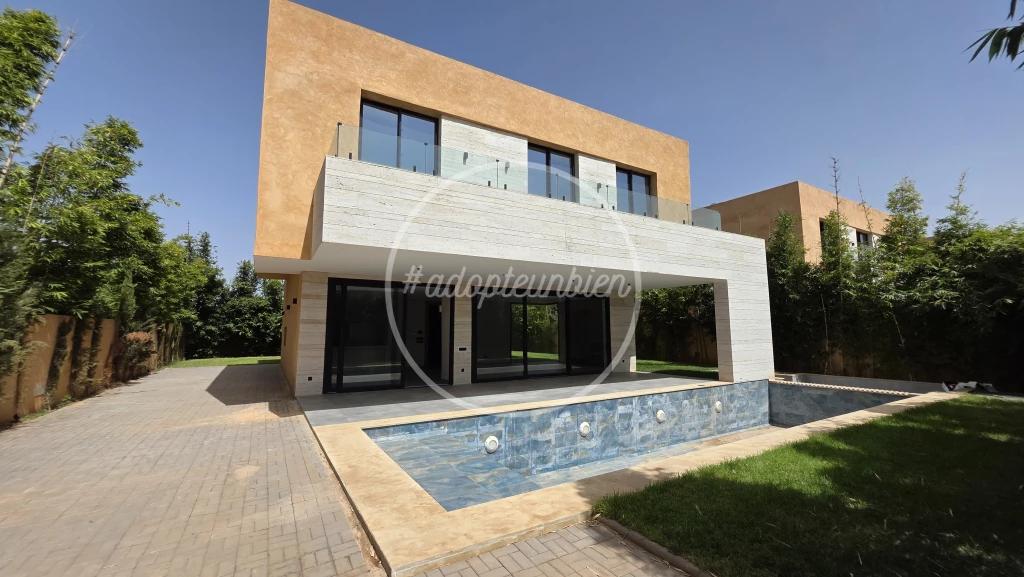 sublime villa neuve a vendre route ourika